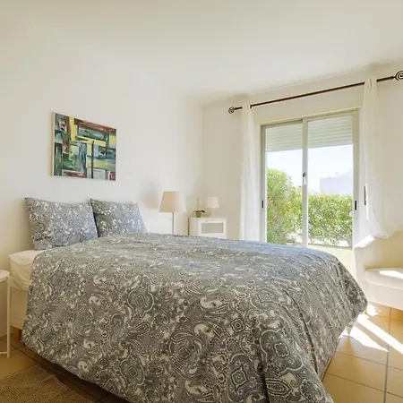 Casa Branca Mit Gemeinschaftspool * Porches (Algarve)