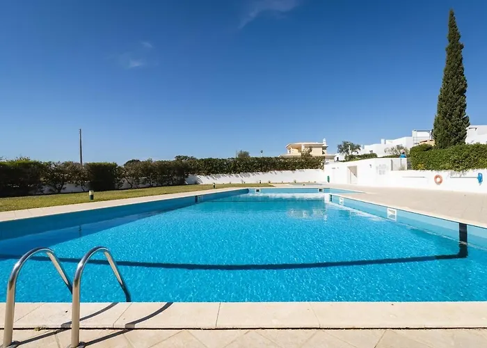 Ferienhaus Casa Branca Mit Gemeinschaftspool