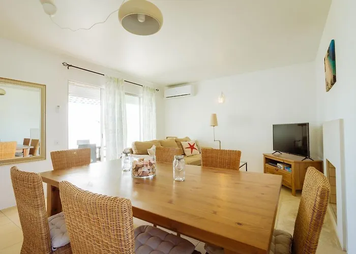 Ferienhaus Casa Branca Mit Gemeinschaftspool *