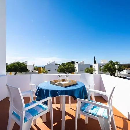 Casa Branca Mit Gemeinschaftspool Semesterbostad